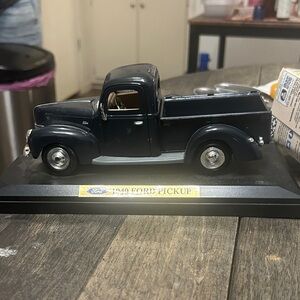 Ford Classic Black Pickup Model